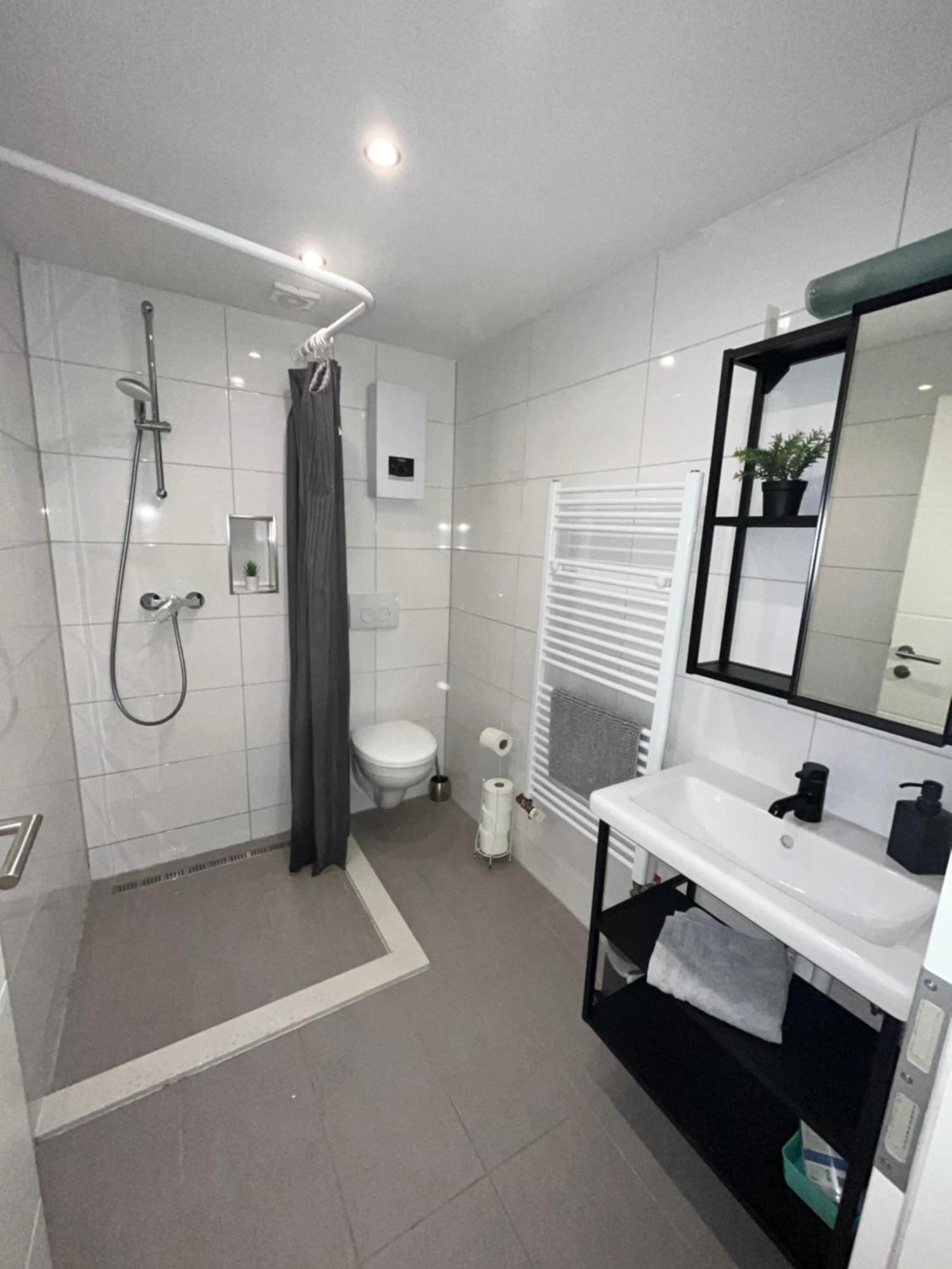 דורטמונד Apartment Central 10C 40Qm Wi-Fi Free Parking Calm Back House מראה חיצוני תמונה